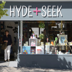 Hyde&Seek store front crop 2
